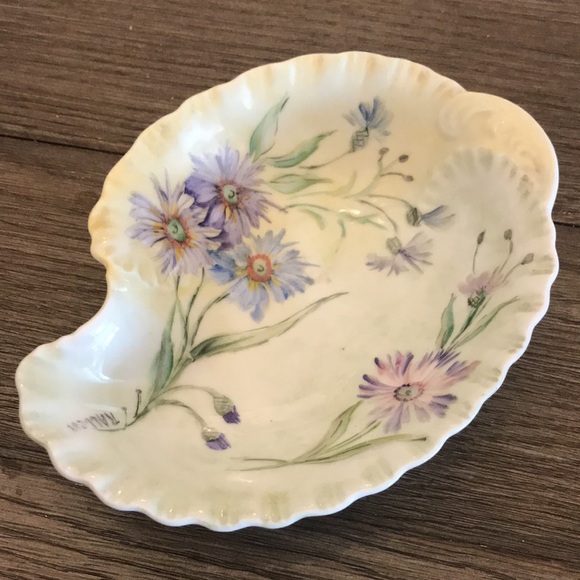 Vintage hand painted floral bowls keepsake what not dishes two signed R Allen - Picture 6 of 14